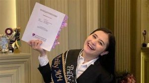 PRILLY LATUCONSINA