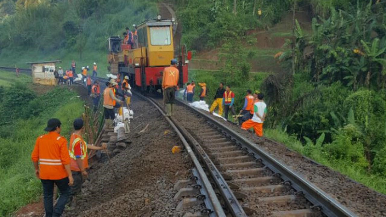 reaktivasi rel kereta